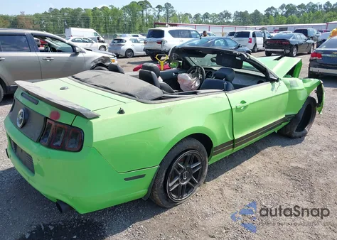 2013 Ford Mustang V6 Premium из США, поврежденный, VIN 1ZVBP8EM8D5223374